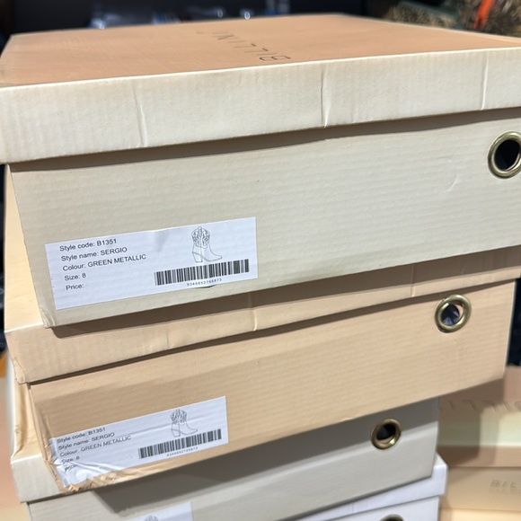 Billini metallic green western  bootie - new in box - Picture 3 of 3